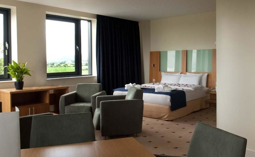 Carnbeg Hotel & Spa Дъндолк Екстериор снимка